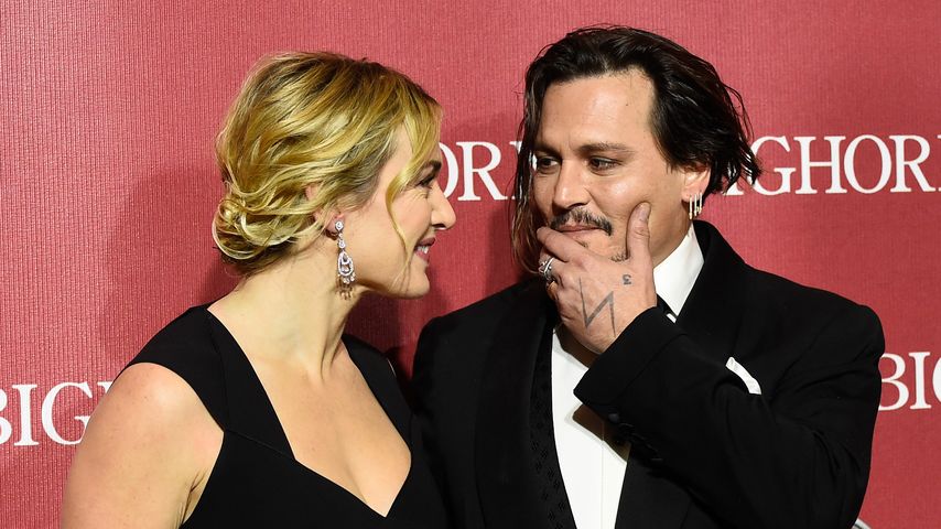 Wiedersehens-Freude: Johnny Depp & Kate Winslet umarmen sich