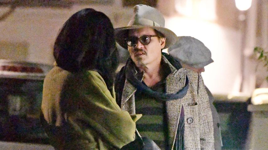 Johnny Depp mit einer Unbekannten in Notting Hill, Januar 2020
