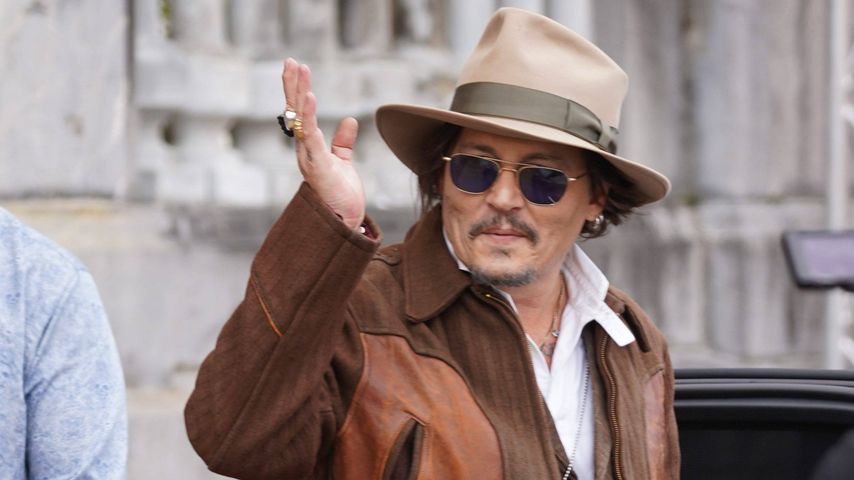 Trotz Amber-Drama: Johnny Depp ist happy bei Filmfestival