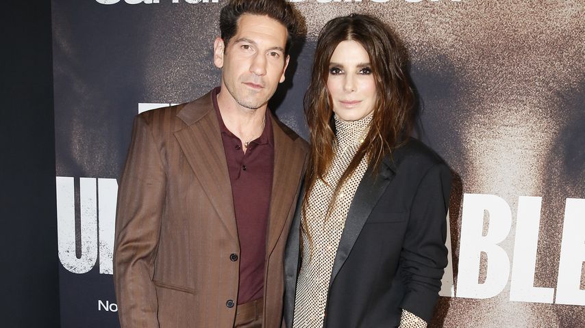 Jon Bernthal und Sandra Bullock bei der "The Unforgivable"-Premiere 2021