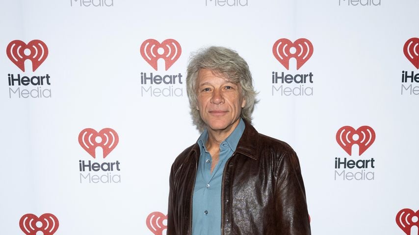 Opaglück: Jon Bon Jovi schwärmt von Millie und Jakes Tochter