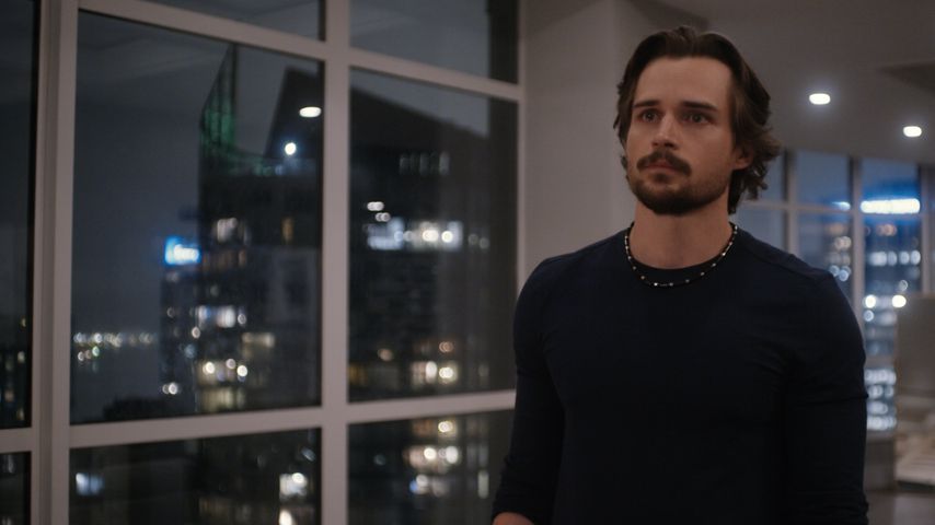Jon Ecker in "Immer für dich da"