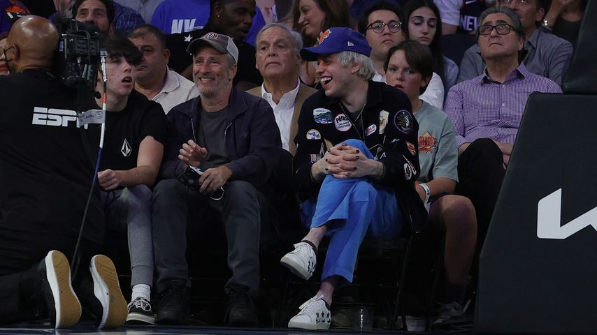 Jon Stewart und Pete Davidson im Oktober 2021 in New York