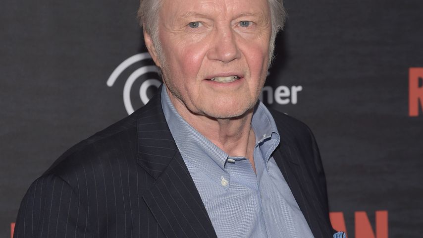 Ups, Jon Voight offenbart Promi-Telefonnummern