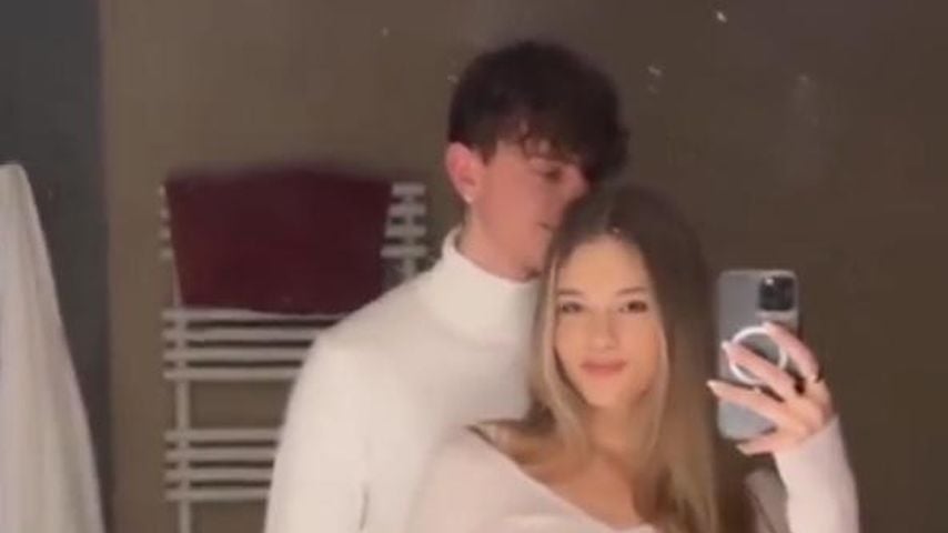 Vor Liebesouting: Hier turtelt Jonas Ems mit seiner Freundin