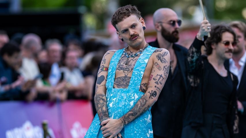 Jonas Lovv auf dem Turquoise Carpet zur Eröffnung des 70. Eurovision Song Contest in Wien, 10. Mai 2026
