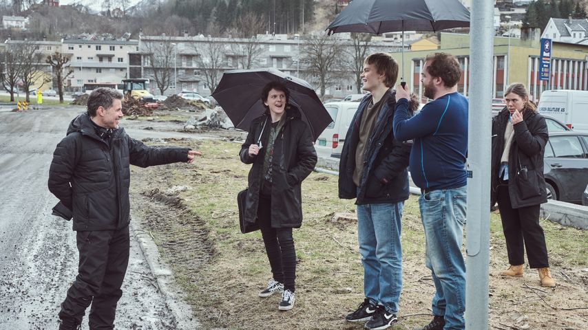 Jonas Strand Gravli und David Stakston am Set von "Ragnarök"