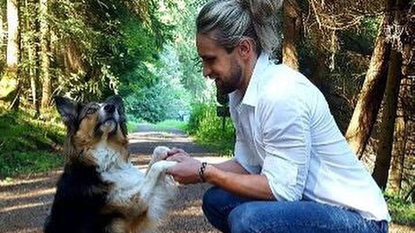 Nach Bachelorette-Aus: Diese Lady wartet daheim auf Jonas