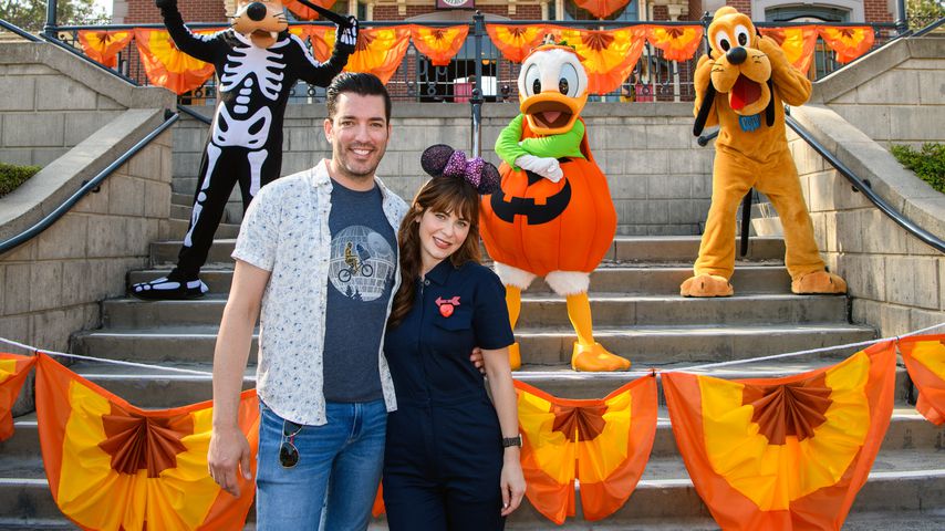 Jonathan Scott und Zooey Deschanel im Disneyland, September 2021