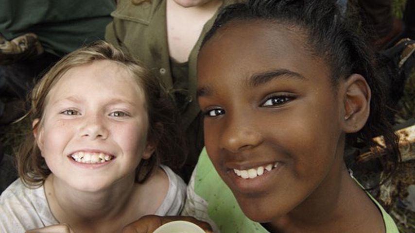 Jonshel Alexander mit zwei Filmkolleginnen am Set von "Beasts of the Southern Wild"