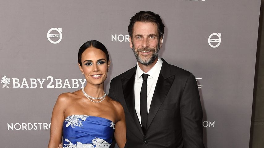 So simpel wertet Jordana Brewster ihren Look auf!