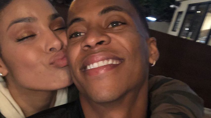 Jordin Sparks küsst ihren Mann Dana Isaiah