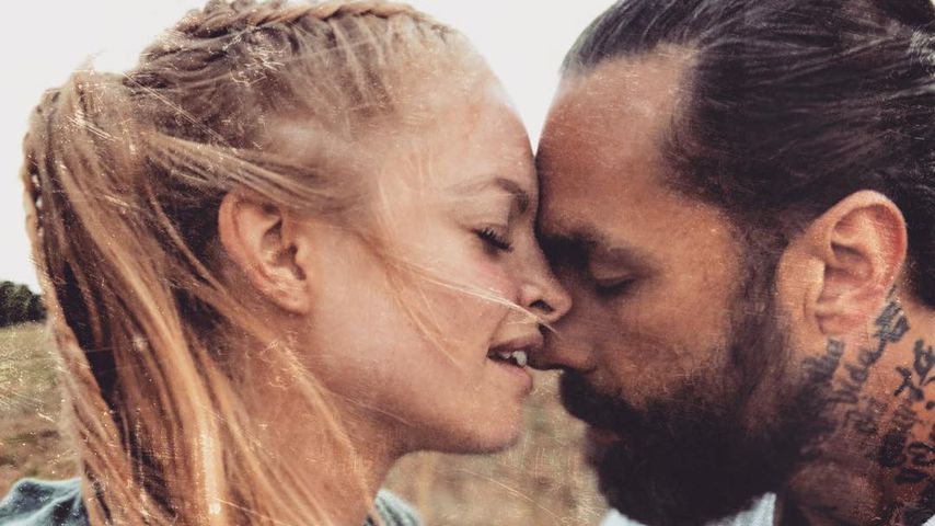 "Perfekte Mischung aus uns": Josie & Wolf warten aufs Baby