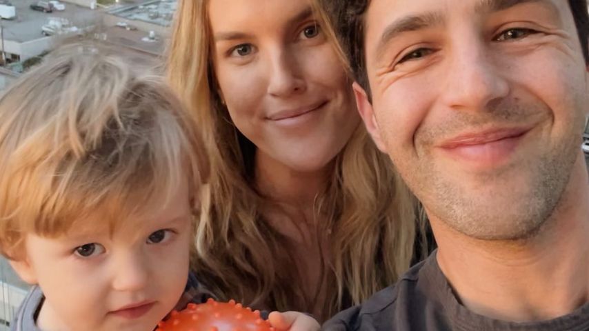 Josh Peck (r.) und Paige O'Brien gemeinsam mit ihrem Sohn