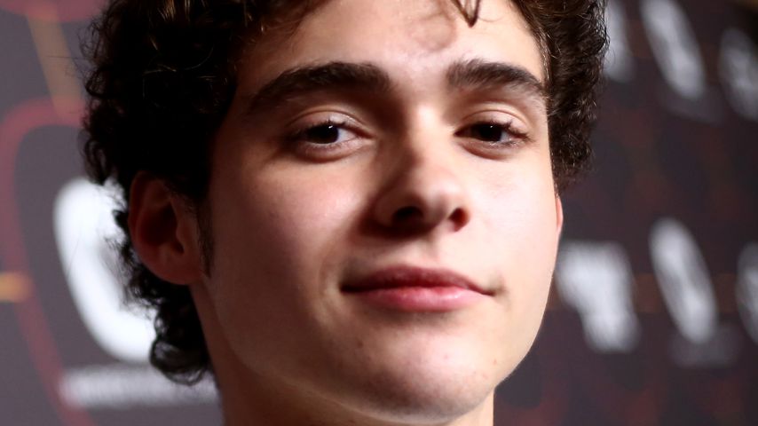 "Wahrheit leben": Disney-Star Joshua Bassett outet sich!
