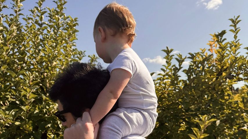 Joshua Kushner und sein Sohn Elijah Jude im Oktober 2024