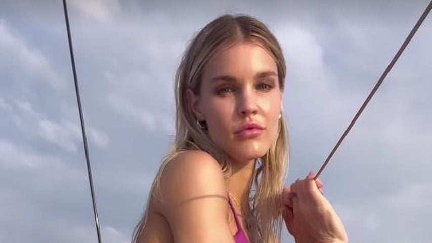 Hammerfigur: Model Joy Corrigan posiert im knappen Bikini