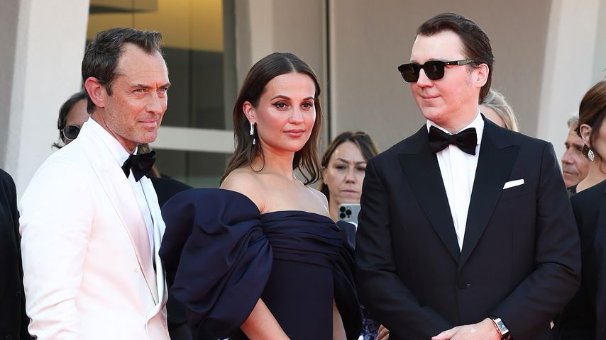 Jude Law, Alicia Vikander und Paul Dano bei der Premiere von "Der Zauberer des Kremls" in Venedig