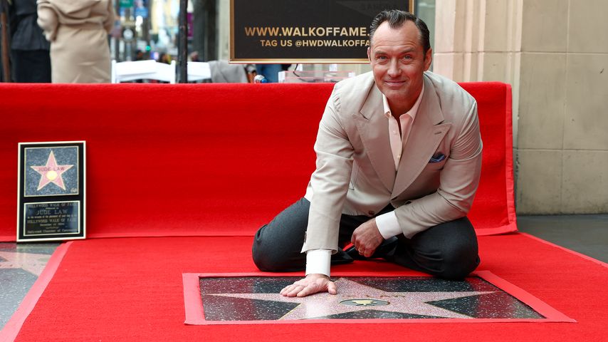 Familie dabei: Jude Law erhält Stern auf dem Walk of Fame