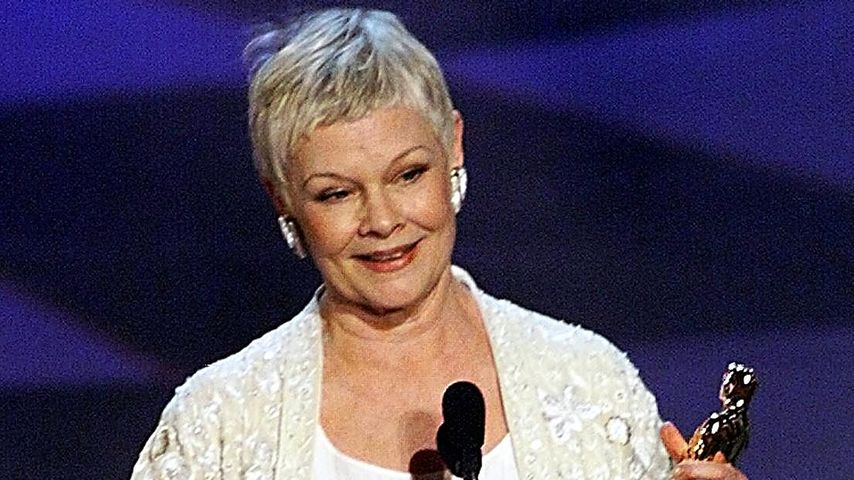 Judi Dench bei den 71. Academy Awards 1999