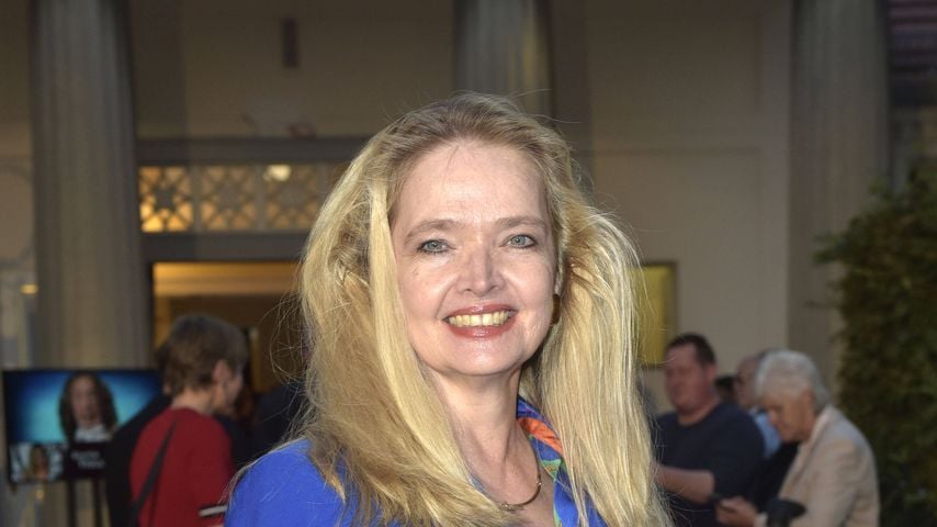 Julia Biedermann bei der Premiere von "Der eingebildet Kranke" und Dieter Hallervordens 90. Geburtstag