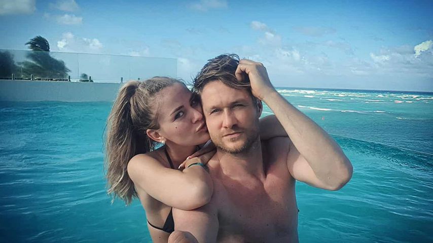 Zum Geburtstag: Nico Schwanz und Julias heiße Pool-Session!