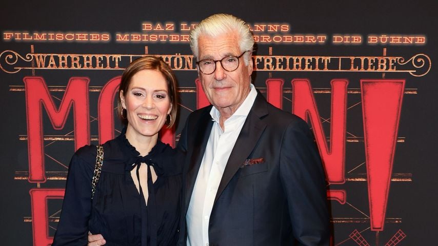 Julia Schütze und Sky du Mont im November 2022 in Köln