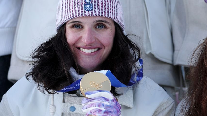 Nach Betrugsvorwürfen: Biathlonstar Julia Simon gewinnt Gold