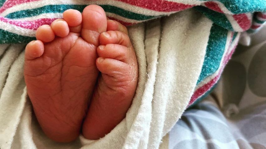 Julia Stiles' zweites Kind Arlo, Januar 2022