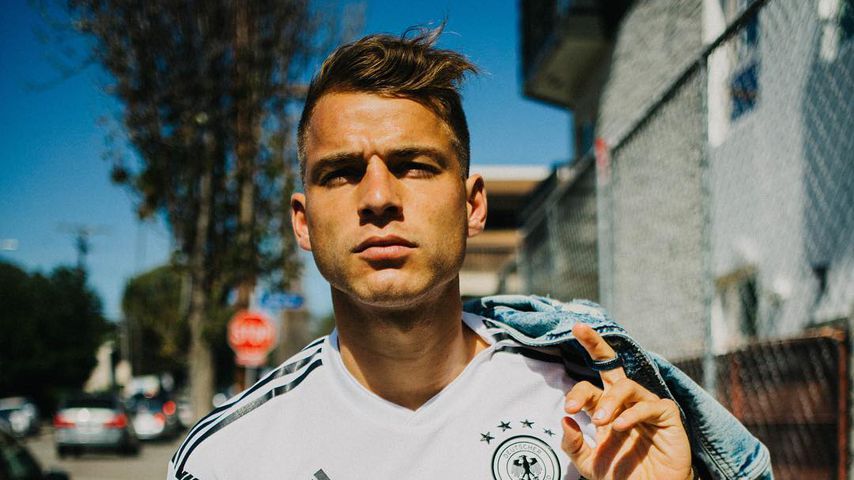Julian Büscher, Profi-Fußballer