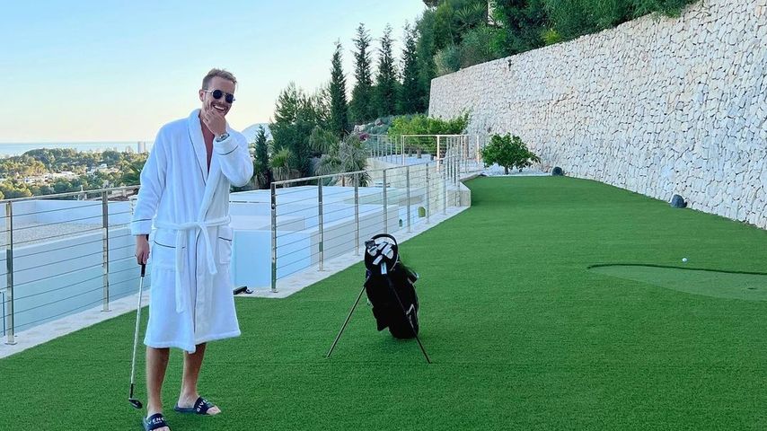 Julian Claßen beim Golfen im Juli 2022
