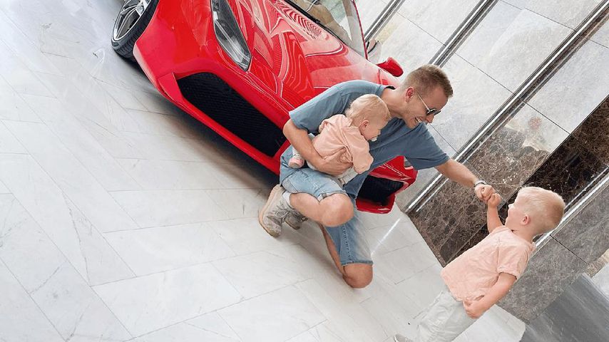 Julian Claßen mit seinen Kindern Emmy und Lio