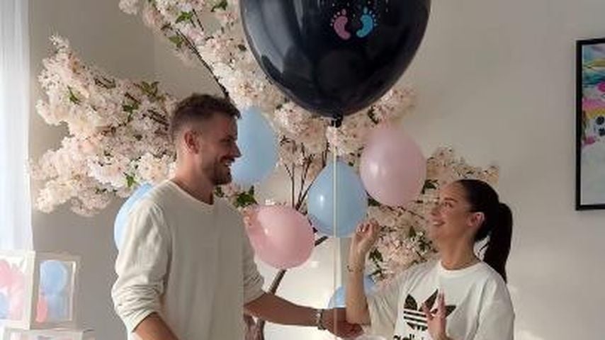 Palina und Julian Claßen verraten das Geschlecht ihres Babys