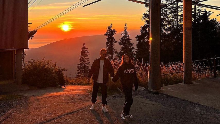 Julian Claßen und seine Tanja genießen den Sonnenuntergang in Vancouver