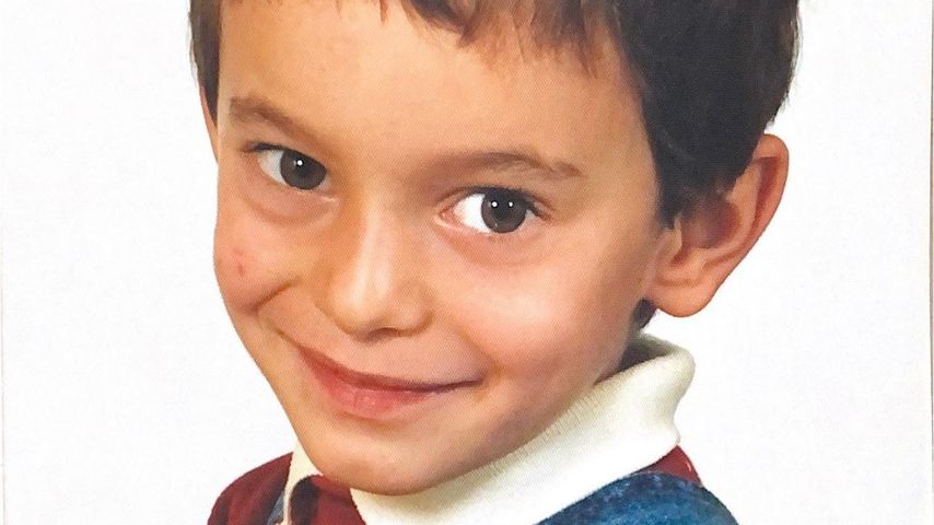 Welcher Promi versteckt sich hinter diesem süßen Kinderbild?