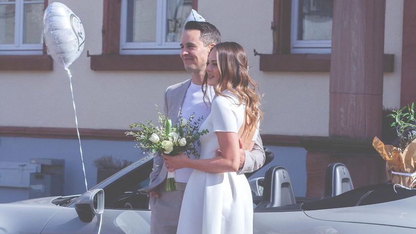Julian Kasprzik mit Ehefrau Nina bei ihrer Hochzeit 2020