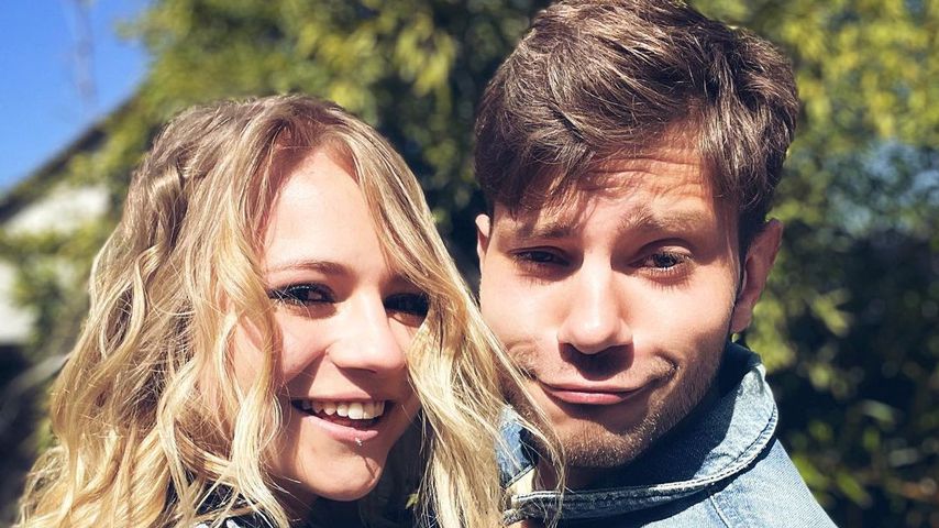 Julian Reim und seine Freundin Sarah im April 2021 am Bodensee