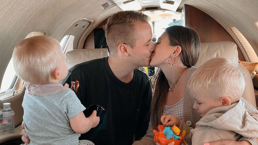 Julian und Bibi Claßen mit ihren Kindern, 2021