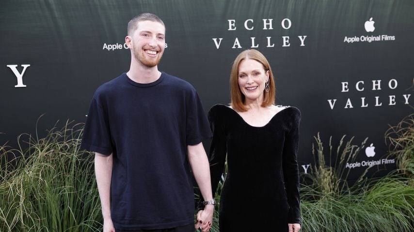 Bei der Premiere von Echo Valley in New York: Julianne Moore mit ihrem Sohn Caleb Freundlich