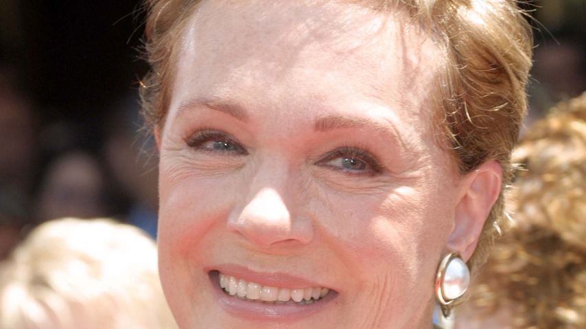 Julie Andrews bei der Premiere von "Plötzlich Prinzessin" 2001