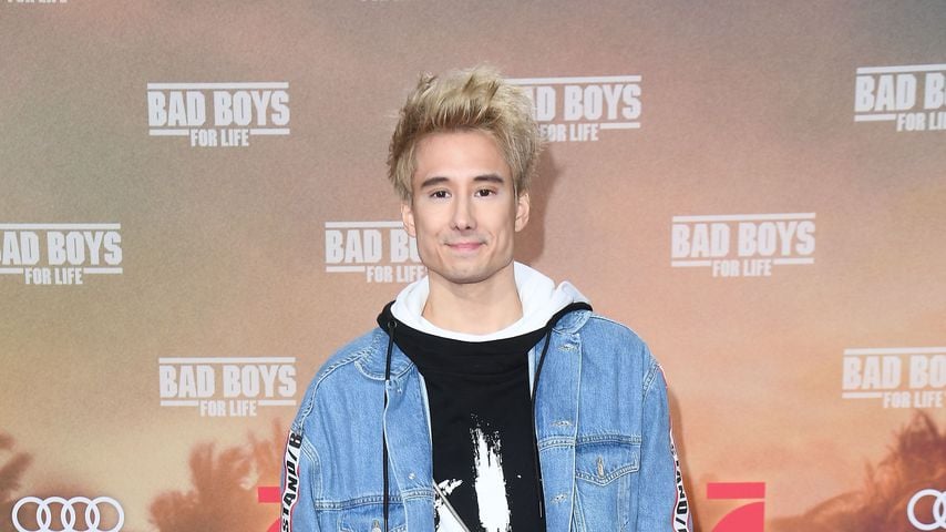 In Jokos neuer Show: YouTuber curlen gegen Profi-Sportler!