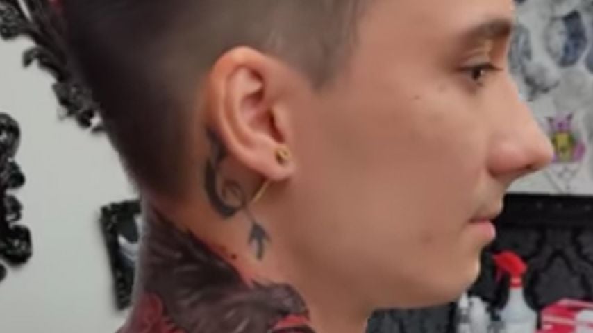 Julien Bam beim Tätowierer, Juni 2020