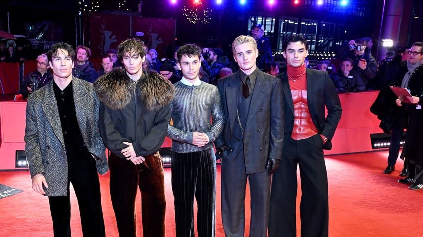 Julien Brown, Bene Schulz, Luis Freitag und Jacob Rott von den Elevator Boys bei der Premiere von "No Good Men" auf der Berlinale