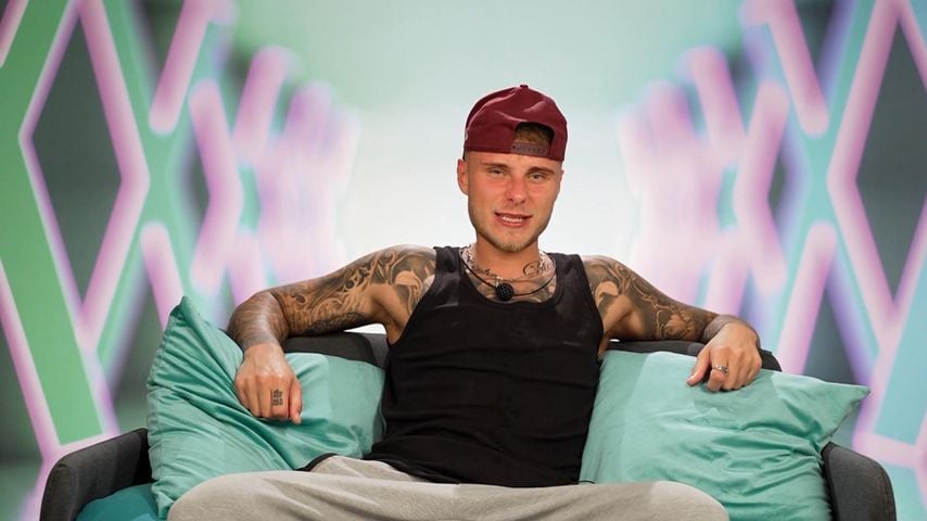Racheküsse: Julius "verliebt" in mehrere "Match My Ex"-Girls