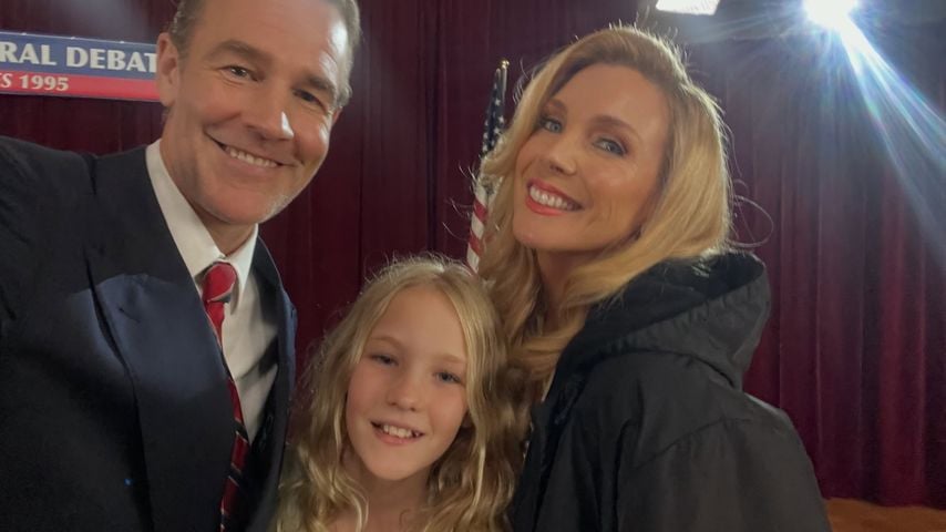 Co-Star teilt Fotos von James Van der Beek am "Elle"-Set