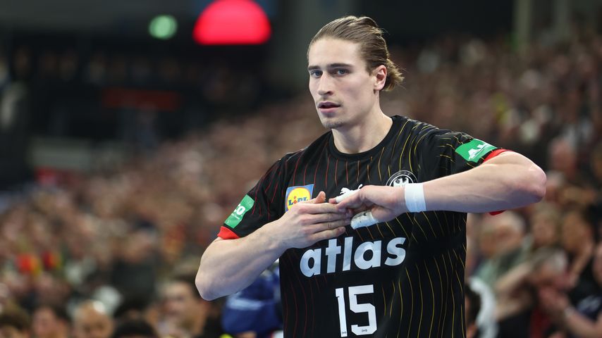 Deutsche Handballfans sorgen sich um kranken Juri Knorr