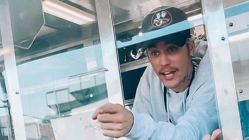 Neuer Job? Hier hilft Justin Bieber in einem Food-Truck aus!