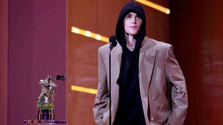 Justin Bieber überrascht mit glattrasiertem Look in L.A.