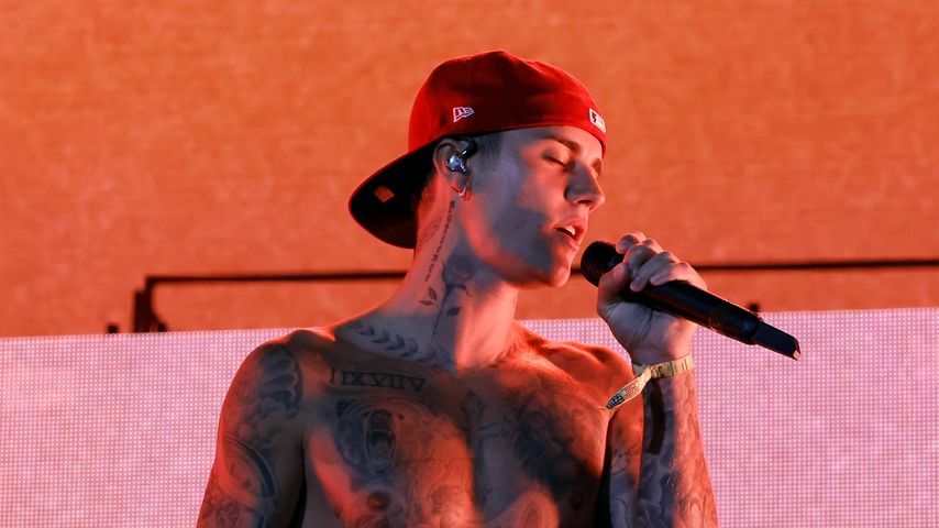 Hot! Justin Bieber steht oben ohne auf der Coachella-Bühne