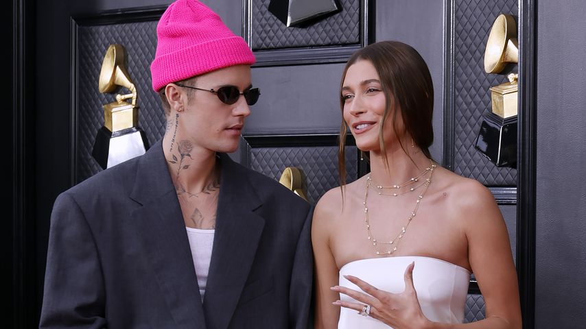 Justin Bieber und Hailey Bieber bei den Grammys 2022